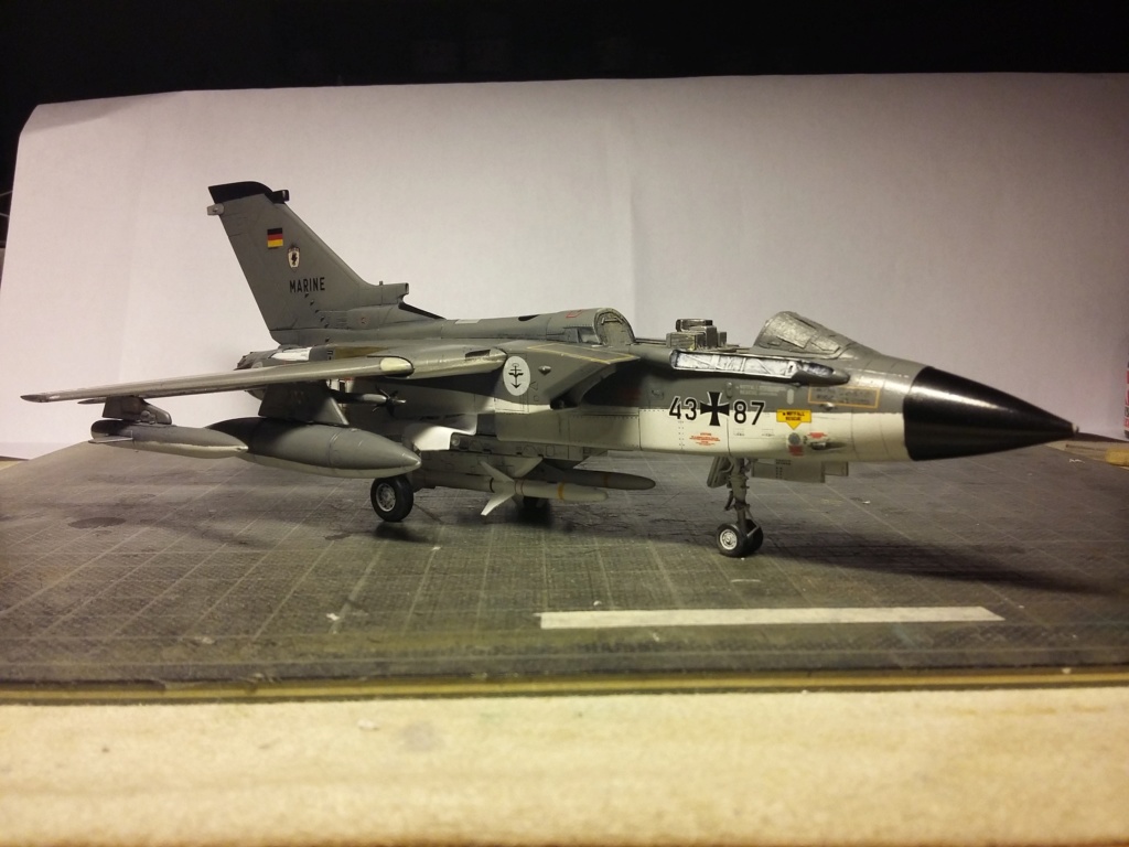 Panavia Tornado - 1/72 - Revell - Page 4 08110