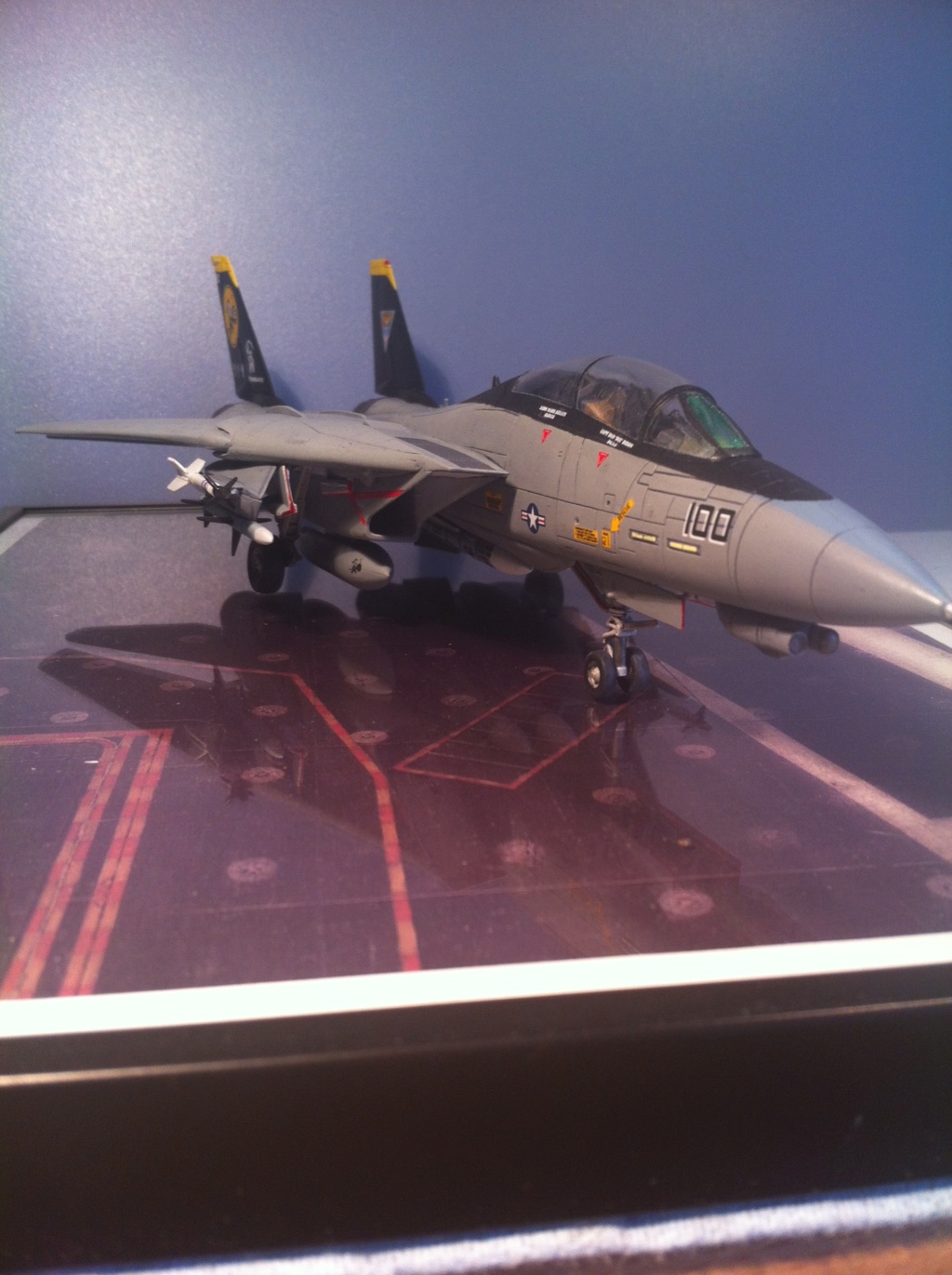 Grumann F-14D "Tomcat" - Revell - 1/72 - Page 3 5610