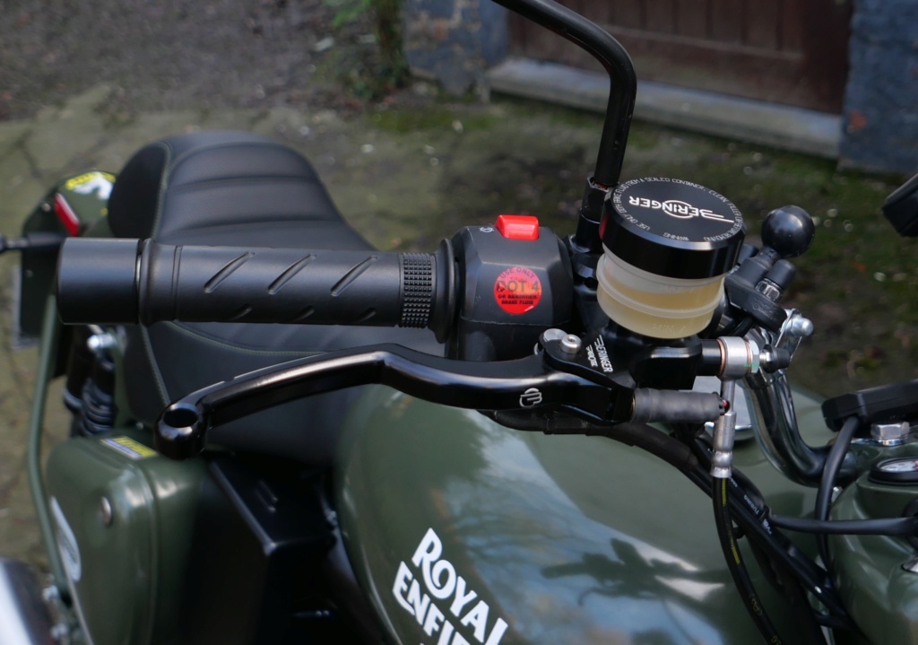 Royal Enfield - Back on track ! - Page 2 419
