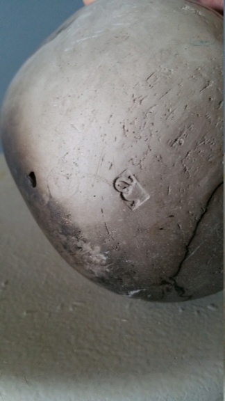 Grosse pierre, galet  en raku nu cachet à identifier 20191025