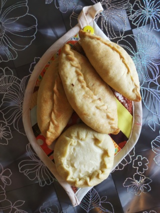Сибирские пирожки со свежей капустой Img_2012