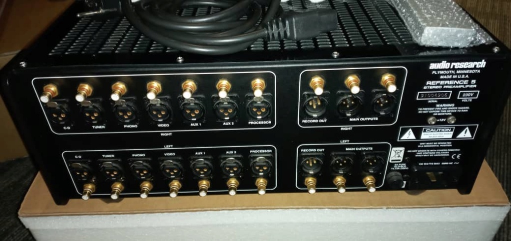 Audio Research  SOLD 24f56f10