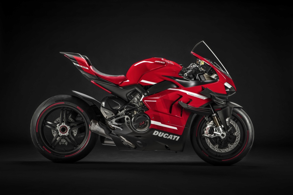 Project 1708 : Panigale V4 SuperLeggera 02_duc10