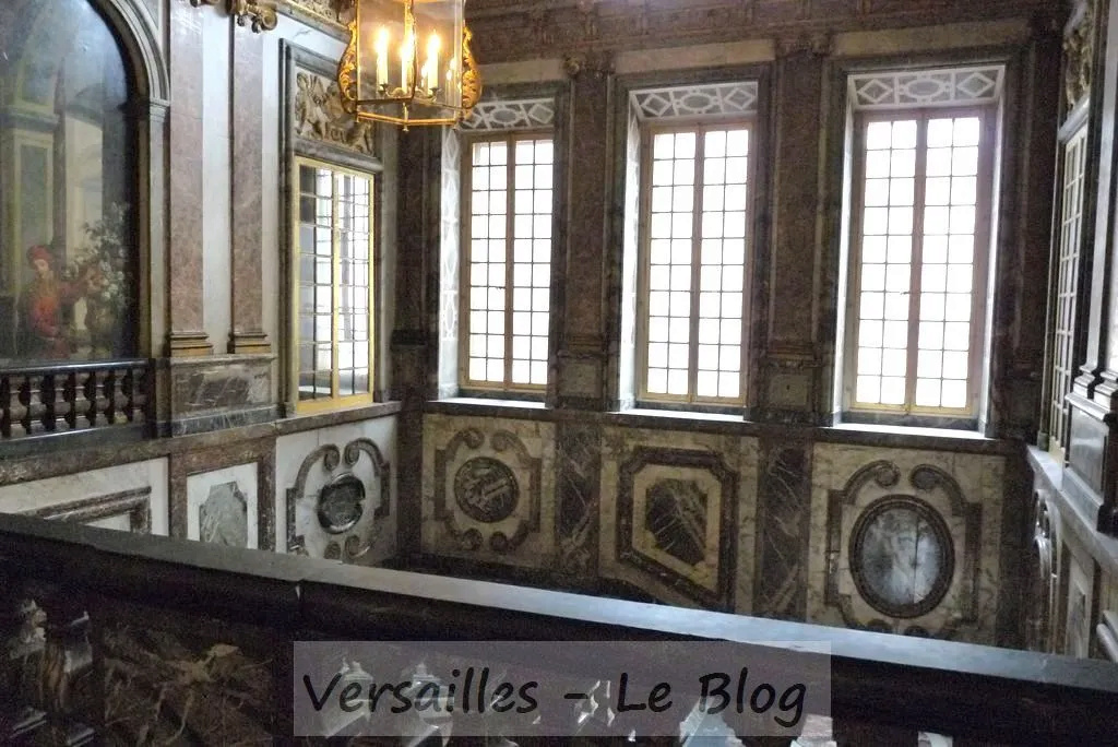 Versailles, l'escalier de Marbre ou escalier de la Reine. _webp12