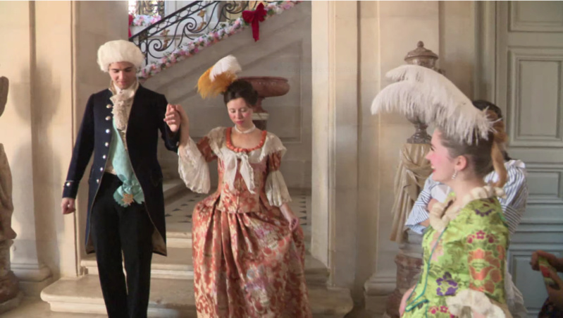 Visite théâtralisée : Louis XVI et Marie-Antoinette au château de Champ de bataille Capt1611