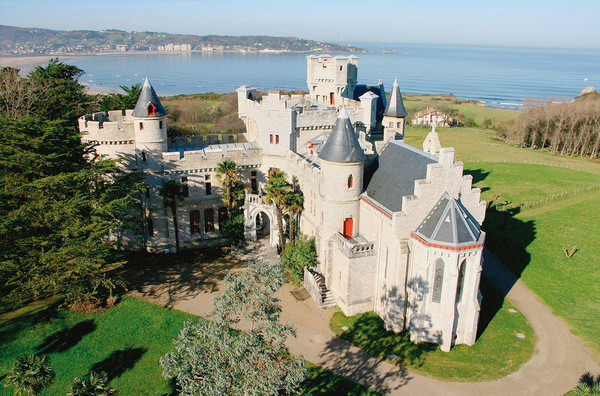 Hendaye, le château d'Abbadia Le-cha11