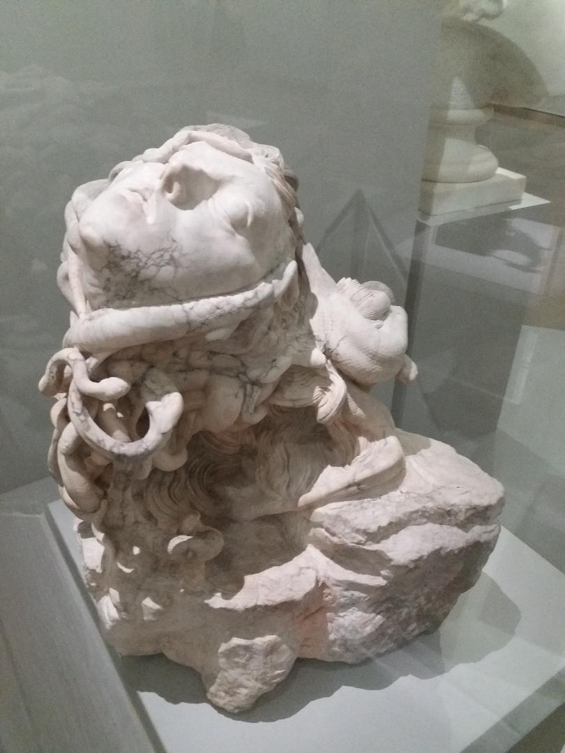 A Caen, exposition « Sous le regard de Méduse. De la Grèce antique aux arts numériques » Thum1218