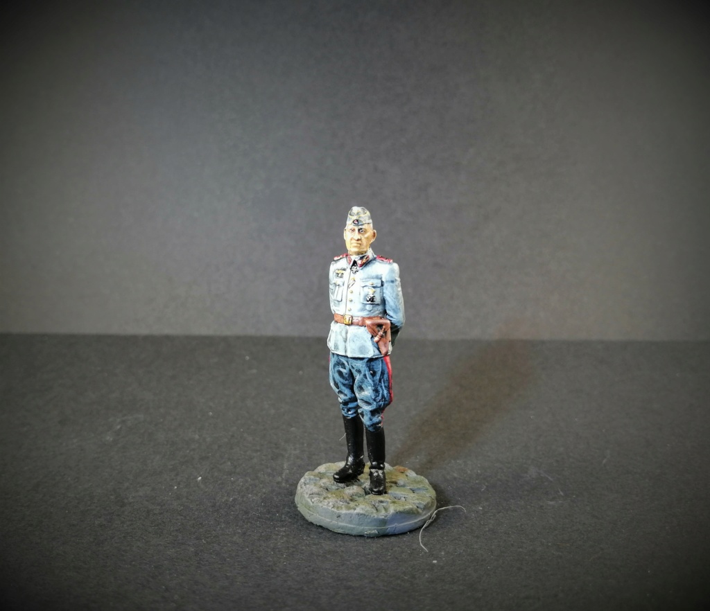 Generalfeldmarschall Erich von Manstein marque Master Box 1/35 Img_1116
