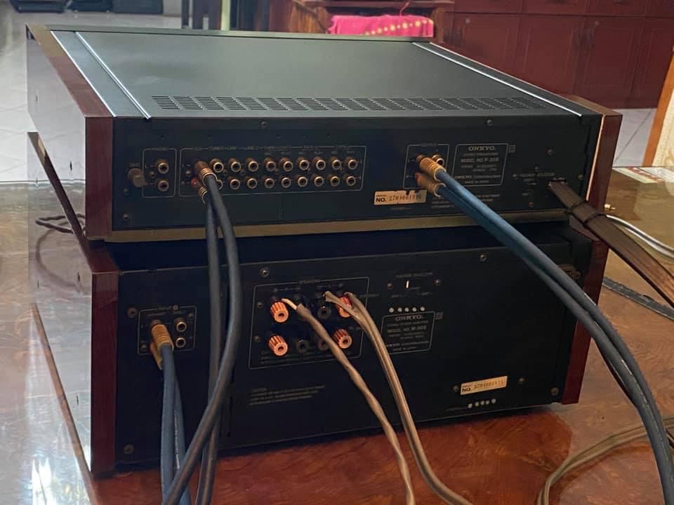ONKYO integra P-308 & M-508 pre n power amp ONKYO integra P-308 & M-508 pre n power amp