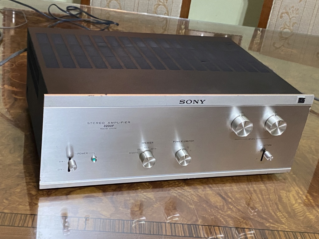 Vintage Sony TA 3200F & TA 2000F  pre n power hiend  2c3afe10