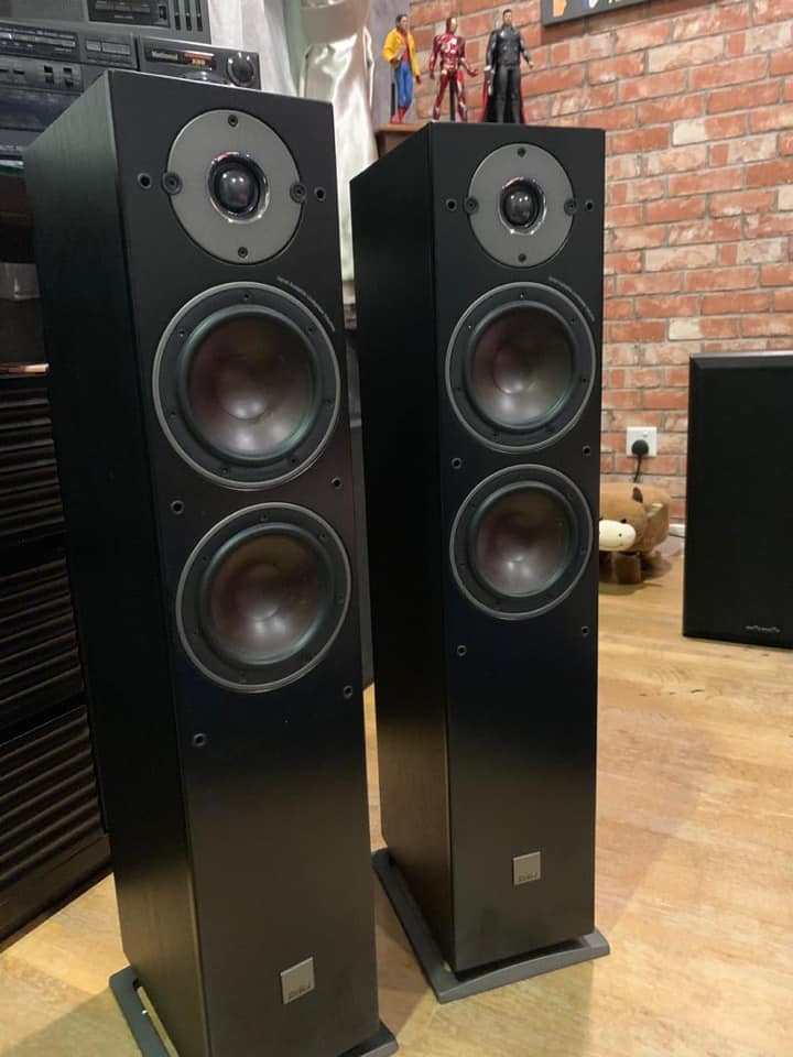 Dali Oberon 5 FloorStand Speaker SOLD D110