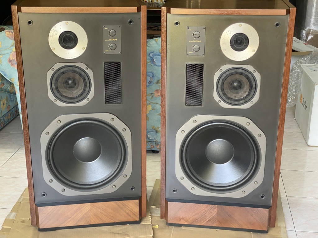 Diatone DS-70-C speakers 49kg  D3228d10