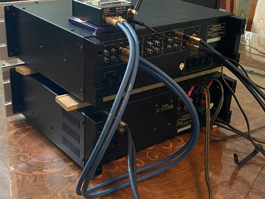 Pioneer M-73 & C-73 pre n power amplifier F63b5010