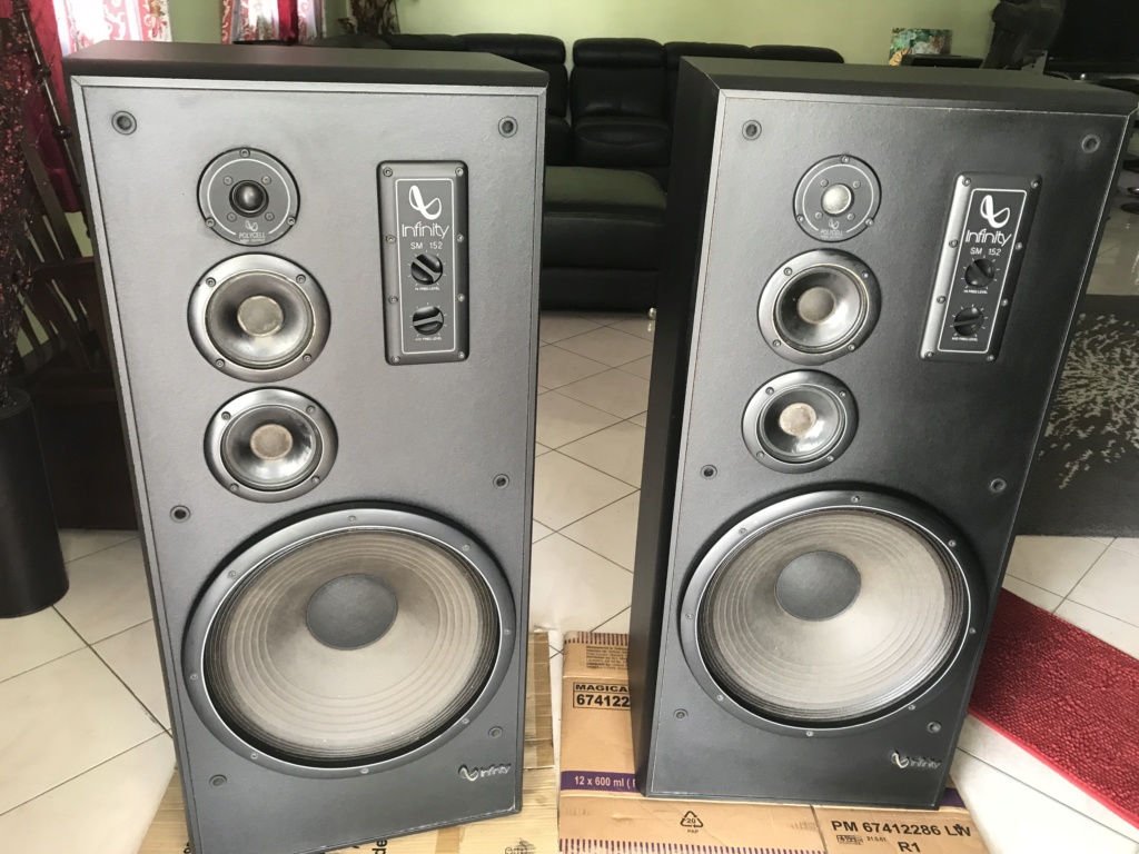 Infinity SM-152 4-Way Floor Speaker - 15" Woofers Img_1610