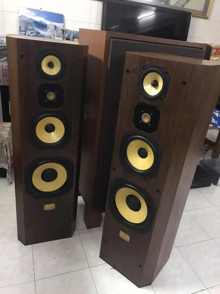 Extremely Rare JMLab 715 Oriane K2 4 way Speakers  Img_4012