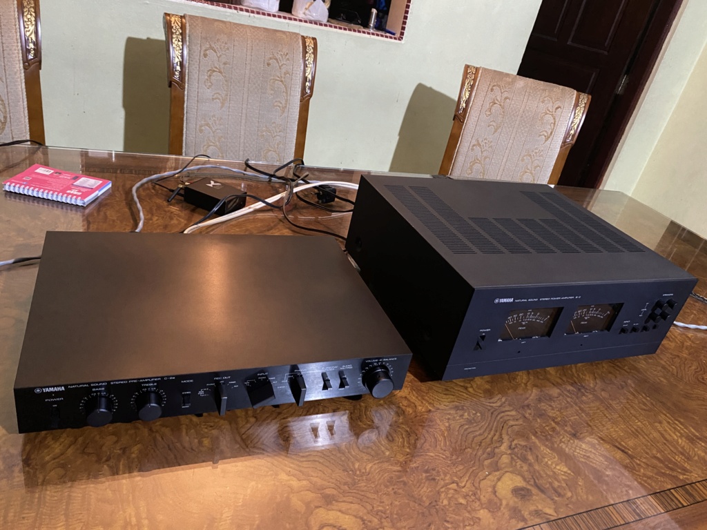Yamaha B-2& C-2A pre n power amp Yamaha B-2& C-2A pre n power amp