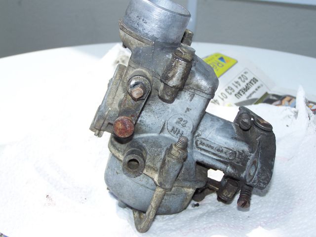 (Trouvé) carburateur Solex 22 NH Img_9113