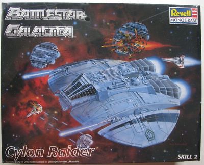 Chasseur Cylon - Galactica Revell10