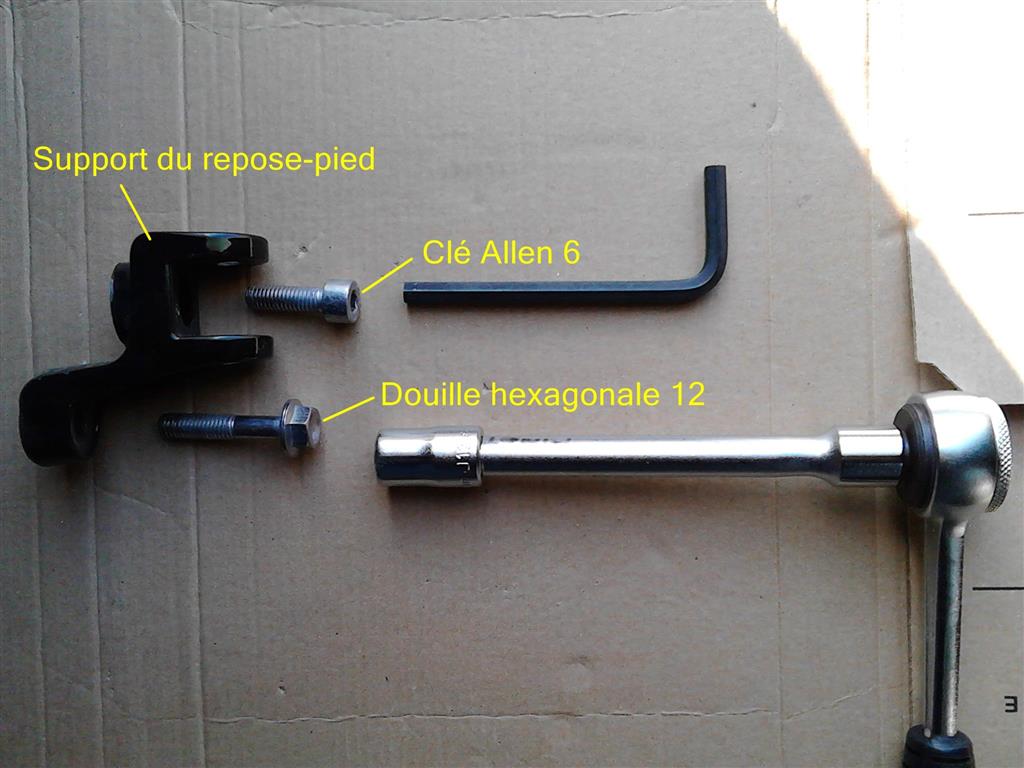 PEDALE DE FREIN : Remplacement Repose11