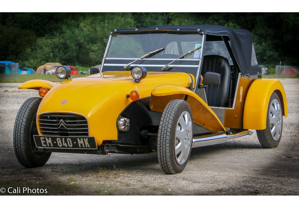 la CITROEN 2CV permet tout....... Sans1387