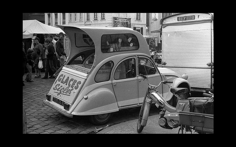 LA 2 CV PERMET TOUT      3 Sans3792