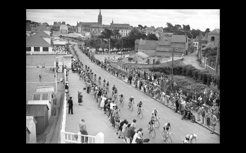 EN IMAGES. Les Côtes-d’Armor ont souvent accueilli le passage du Tour de France Sans4729