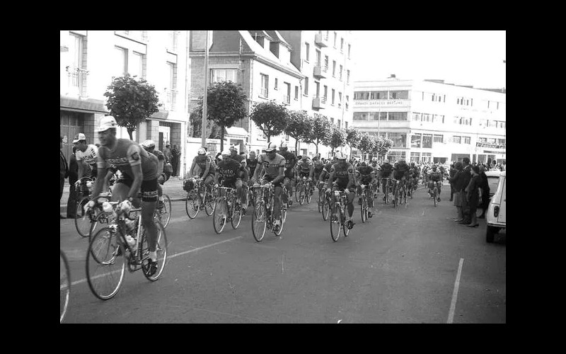 EN IMAGES. Les Côtes-d’Armor ont souvent accueilli le passage du Tour de France Sans4730