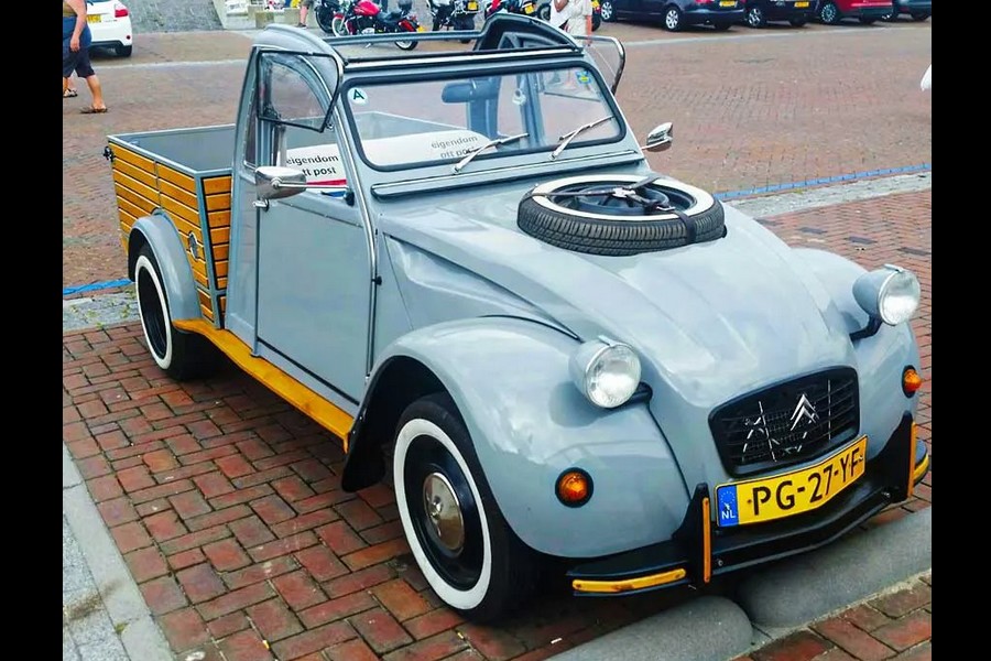 LA 2 CV PERMET TOUT 6 Sans4796