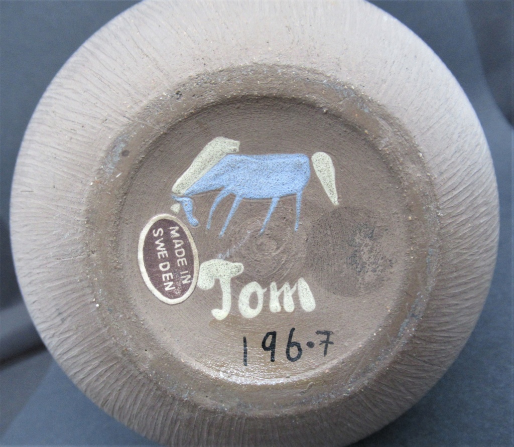 Vintage Swedish Vase marked Tom - who is it please? Img_9111