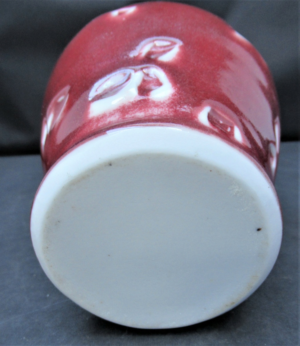 Sang de boeuf glazed porcelain vase, Matthew Blakeley  Img_9411