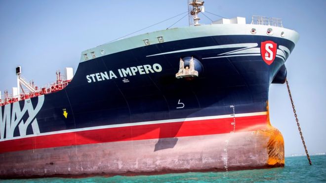 Stena Impero: Seized British tanker starts to leave Iran _1089610