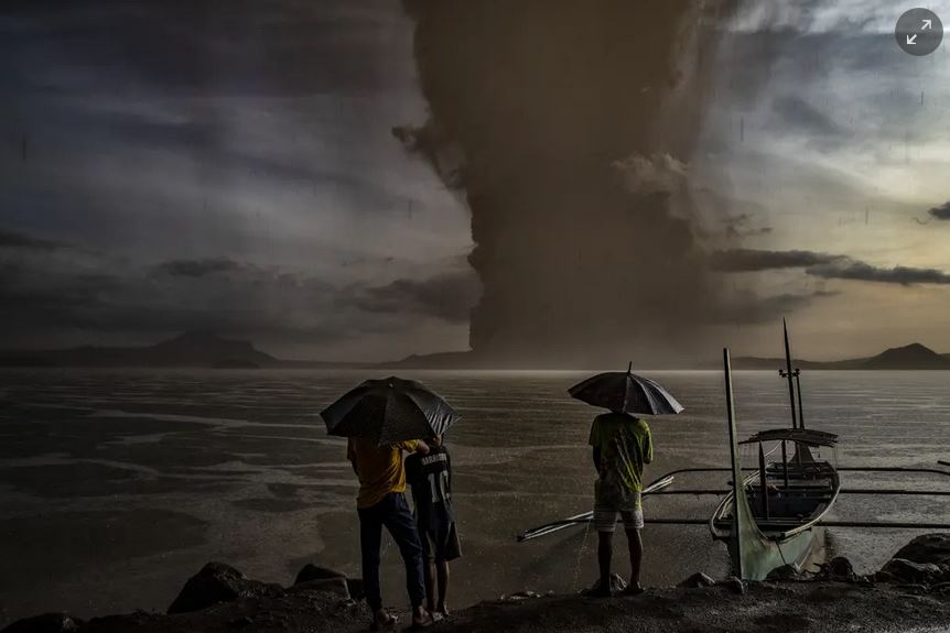 Guardian photos of the day. - Page 14 Capt1413