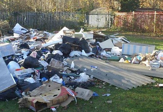 Fly-tipping: Organised crime behind large rise Capt1540