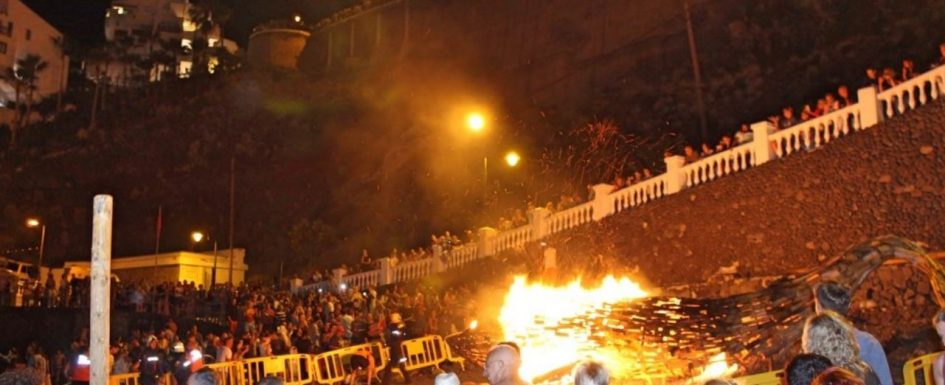 Puerto Santiago Noche de San Juan bonfire event cancelled due to ongoing problems with discharges from underwater outlet Puerto10