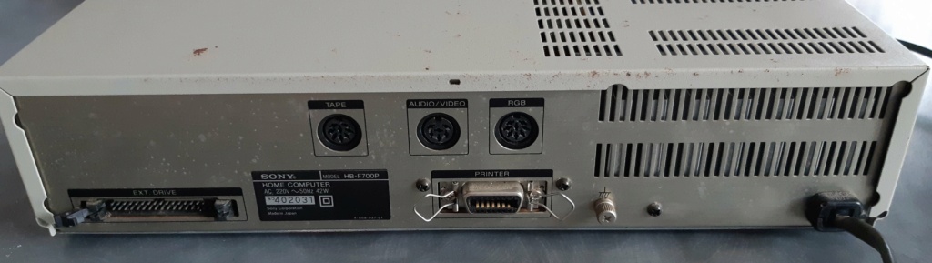 [ECH] MSX2 SONY HB700 contre AMIGA500+ Back10