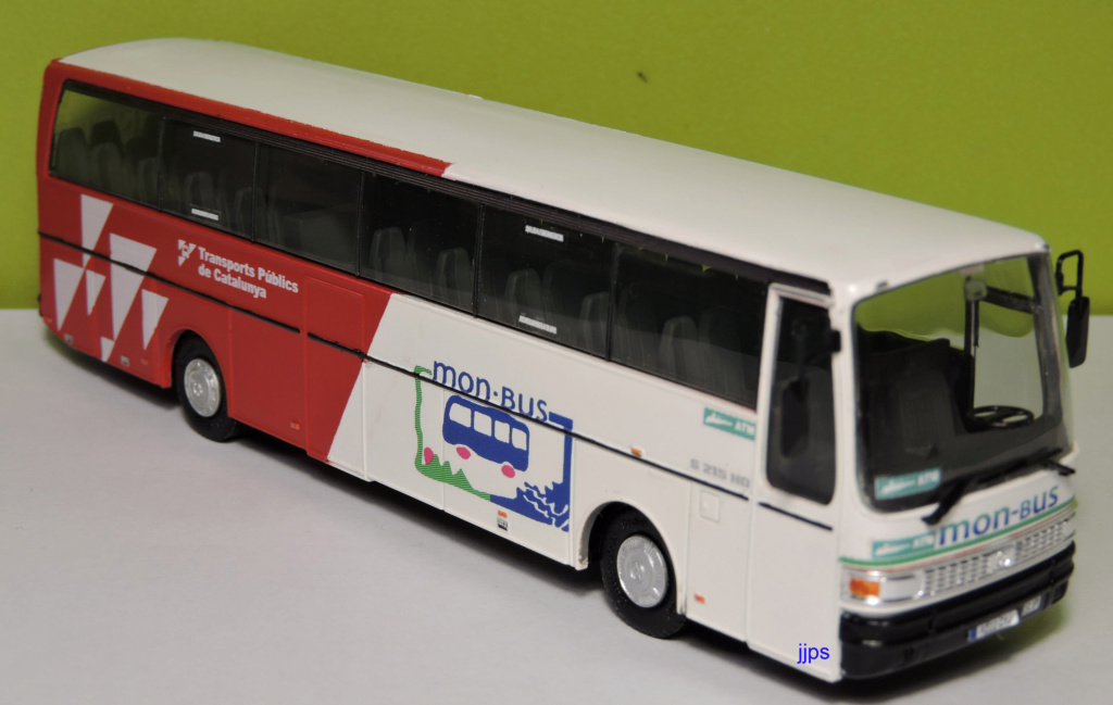 Colección " jjps " de maquetas civiles - Página 12 Bus_mo15