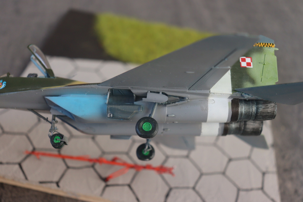 1/72 Mig 29 in polish air forc IBG Models - Page 2 Img_4110