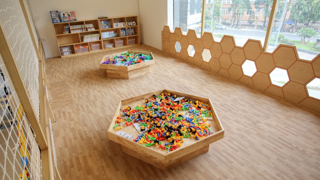 Toàn quốc - Cung cấp lắp đặt không gian vui chơi cho trẻ em trong nhà 80121710