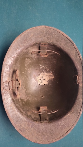 Casques modèle 26 douteux. 20231357