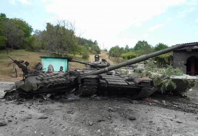 Y esta fotico? de Osetia... Guerra Georgia fotos - Página 2 Destro10