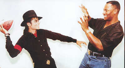 Fotos de MJ & Celebrities. Mj202035