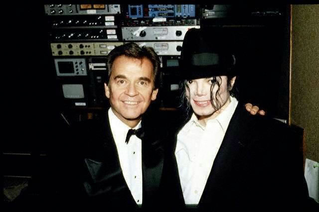 Fotos de MJ & Celebrities. Mj202051