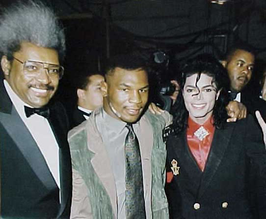 Fotos de MJ & Celebrities. Mj202052
