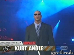 Kelly want a match Angle_13