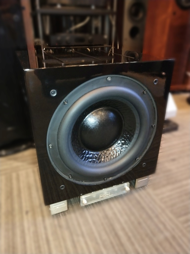 REL - R305 - Active Subwoofer (Sold) 15614412