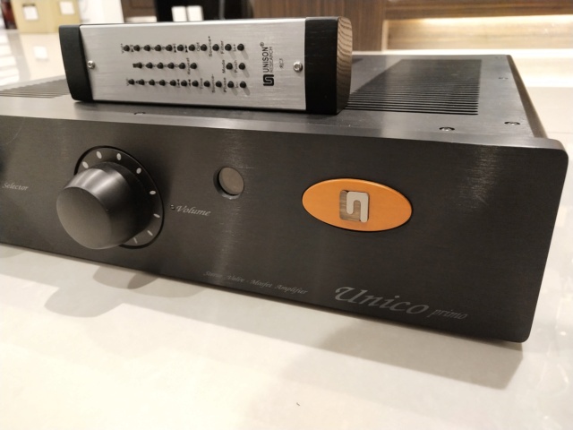 Unison Research - Unico Primo - integrated amplifier (Sold) Img_2418