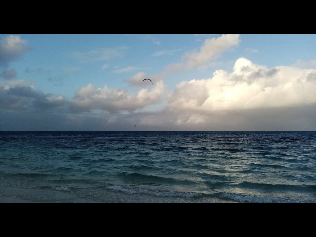 Décollage d un bateau - "Mauritius Kite Dream" All in One  - Page 9 9eecd210