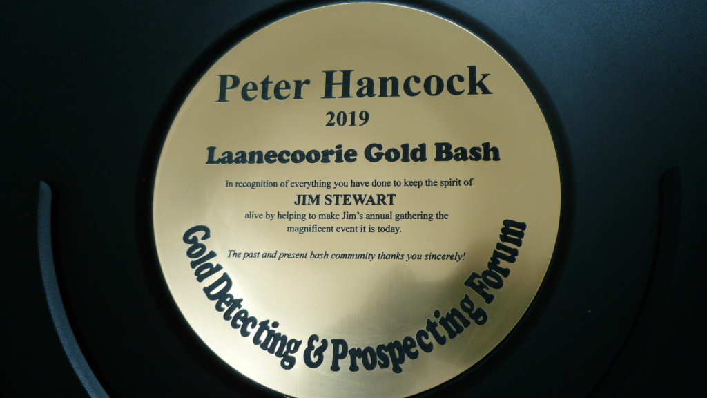 Award to Peter Hancock (Mariner 3800) Laanecoorie Gold Bash 2019 P1040211