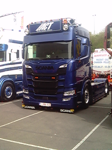 New Scania V8 R 520/580/650/730 et autres Sunp0090