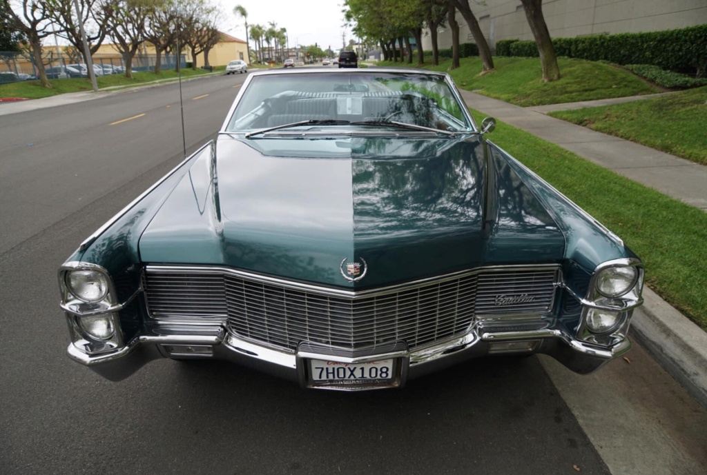 La très énorme Cadillac Eldorado convertible 1965. 1965_c18